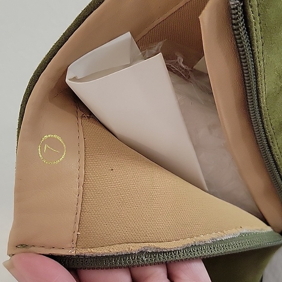 Women's Square Toe Chunky Block Heel Fringe Side Zipper Ankle Boots - Picture 7 of 7